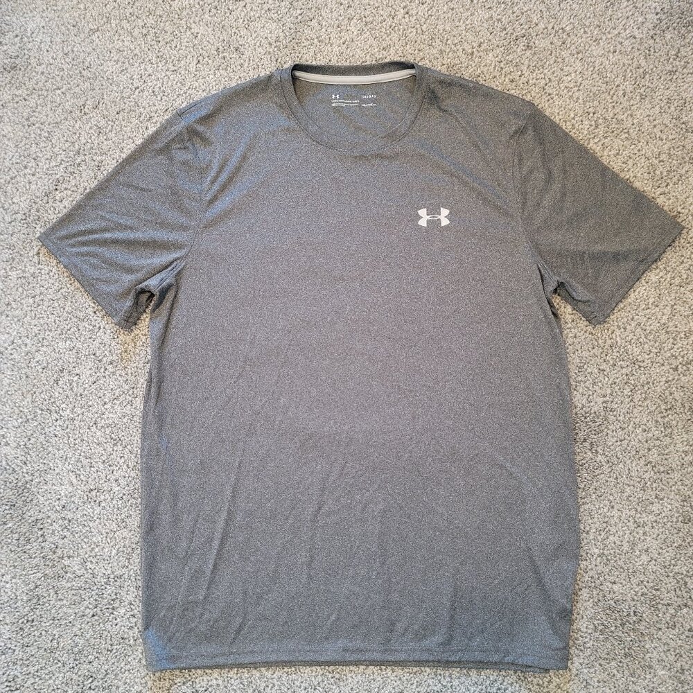 Men's Grey Loose  Under Armour Heatgear T-shirt Large